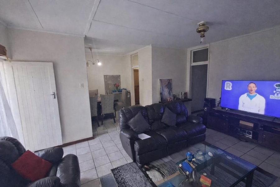To Let 4 Bedroom Property for Rent in Bedelia Free State